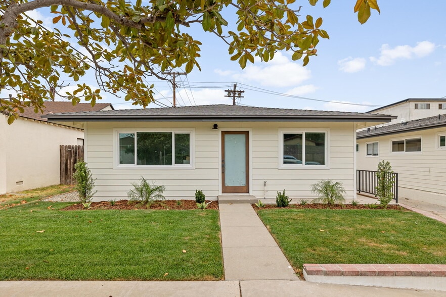17302 Ermanita Ave, Torrance, CA for sale - Building Photo - Image 2 of 28