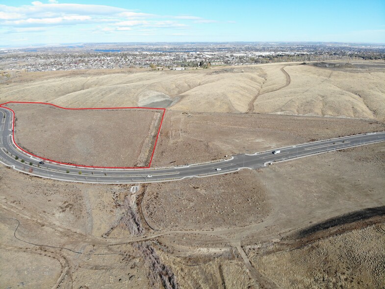 8428 Bob Olson Pkwy, Kennewick, WA for sale - Building Photo - Image 2 of 5