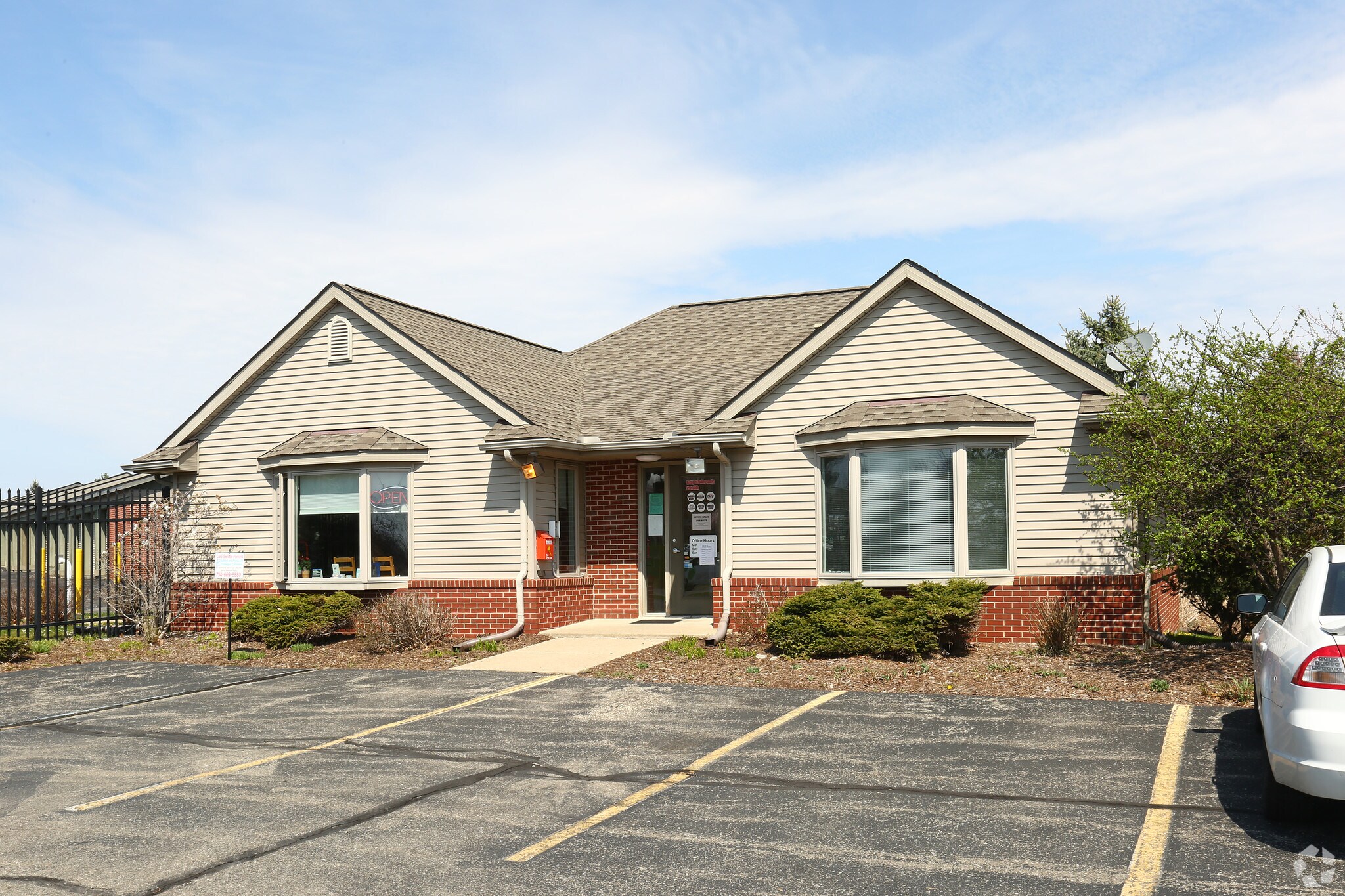 2200 Airey Ct, Ann Arbor, MI for sale Primary Photo- Image 1 of 1