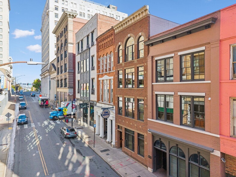 214 3rd Ave N, Nashville, TN for sale - Building Photo - Image 2 of 4