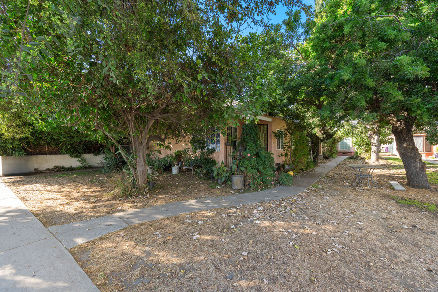 2633 Santa Fe Ave, Long Beach, CA for sale - Building Photo - Image 2 of 15