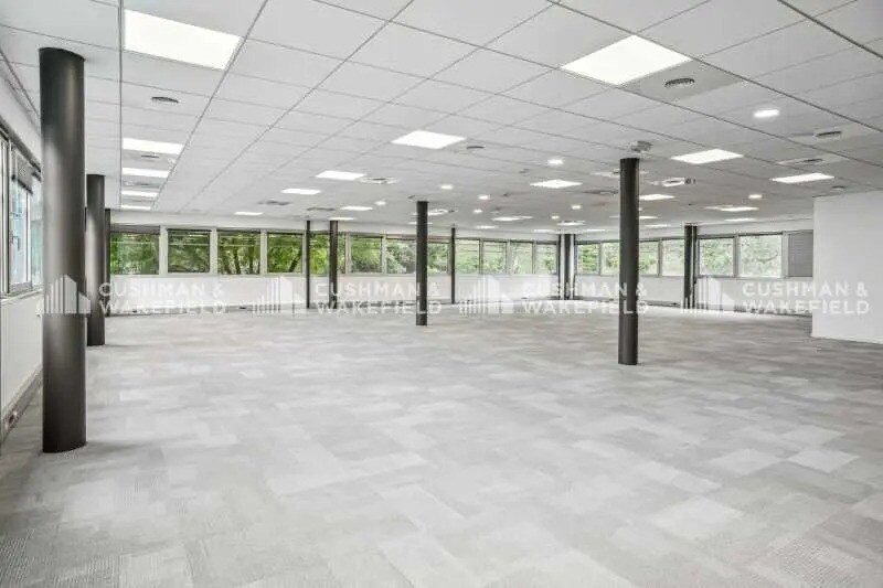 4 Chemin Du Ruisseau, Écully for lease - Building Photo - Image 2 of 21