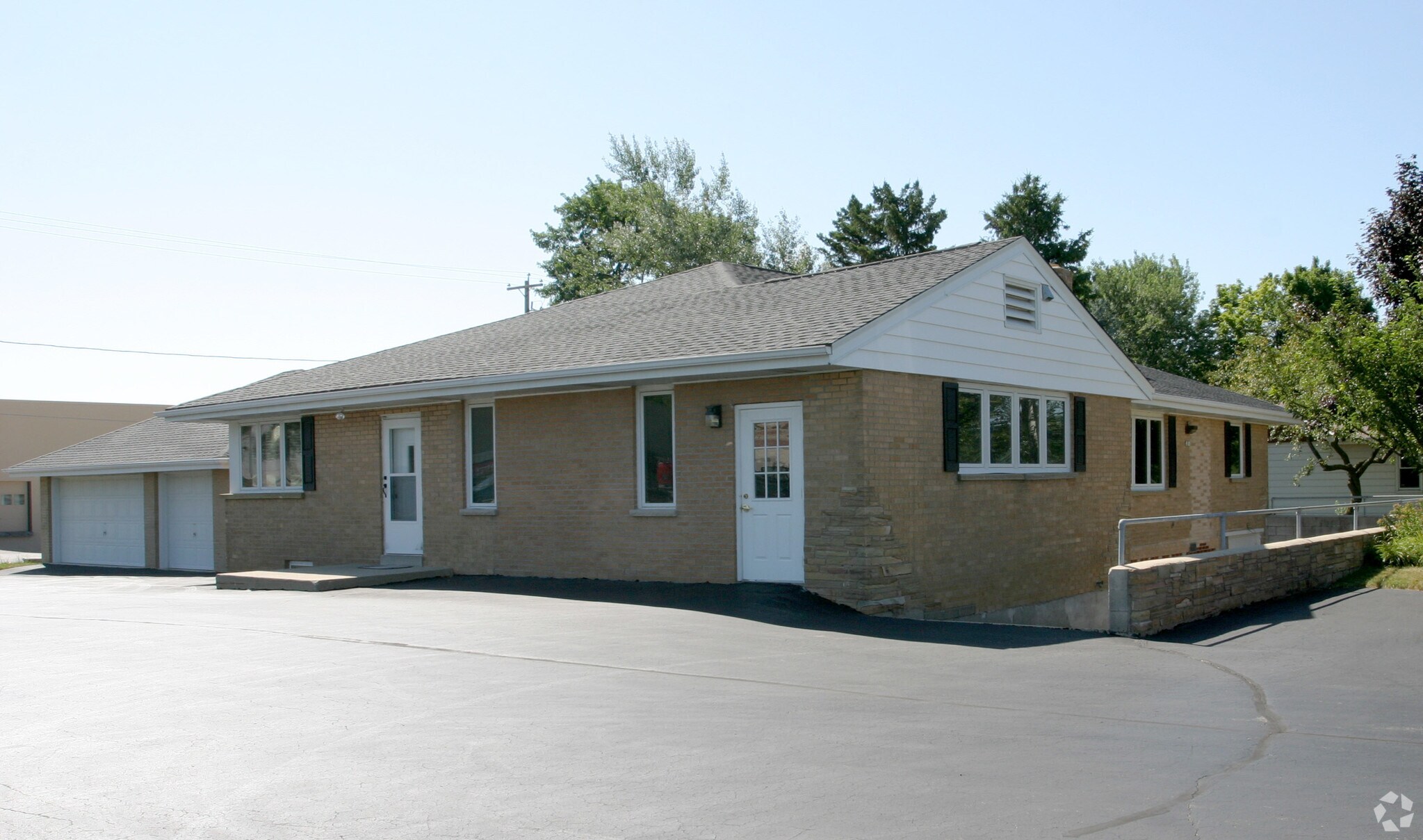 2810 S Calhoun Rd, New Berlin, WI for sale Building Photo- Image 1 of 1