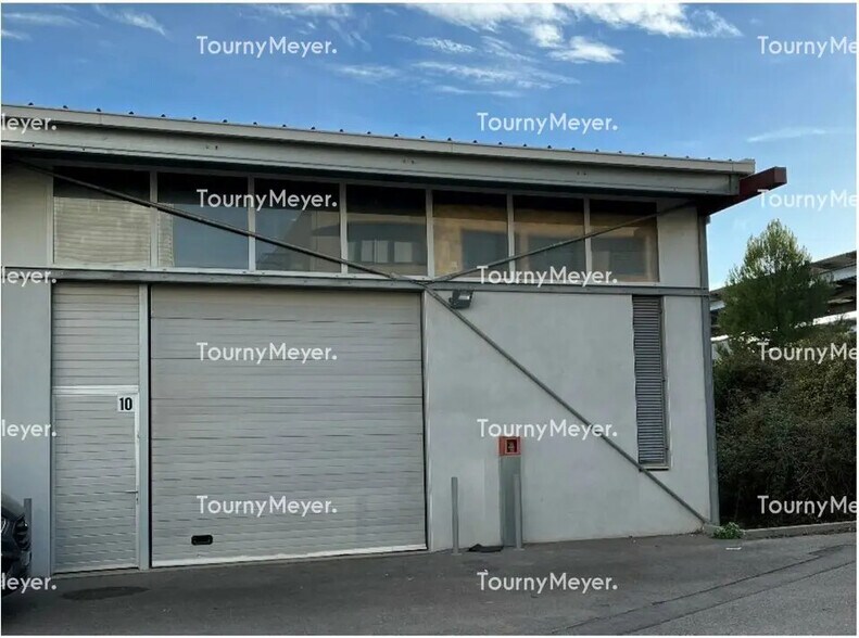 Office in Castries for lease - Building Photo - Image 3 of 8