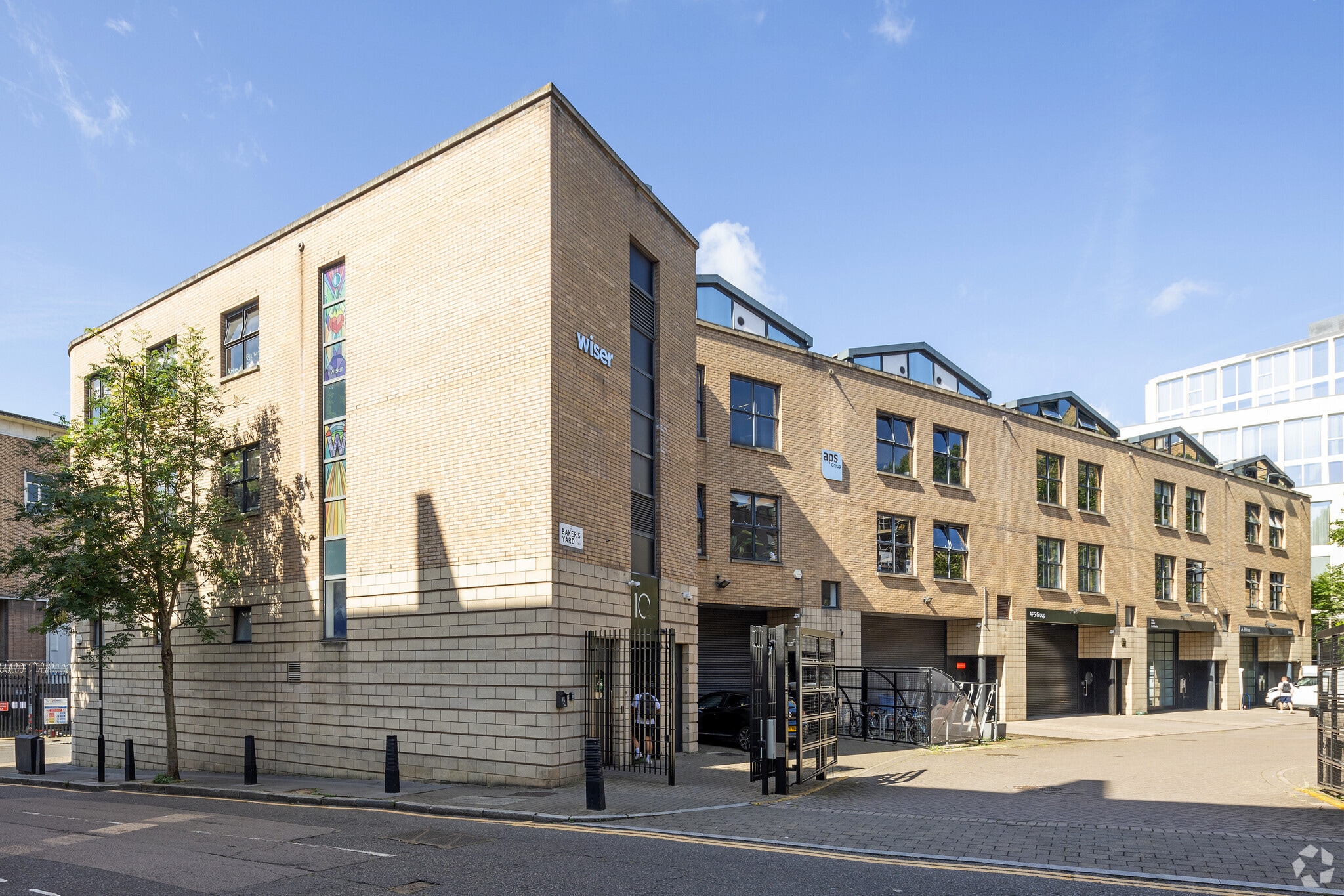 Baker's Yard, London for sale Primary Photo- Image 1 of 1