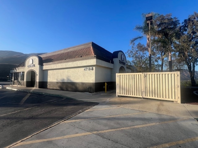 4718 Green River Rd, Corona, CA for lease - Building Photo - Image 3 of 7
