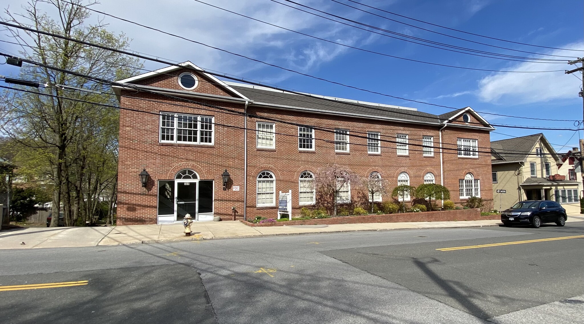 369 Ashford Ave, Dobbs Ferry, NY for lease Building Photo- Image 1 of 10