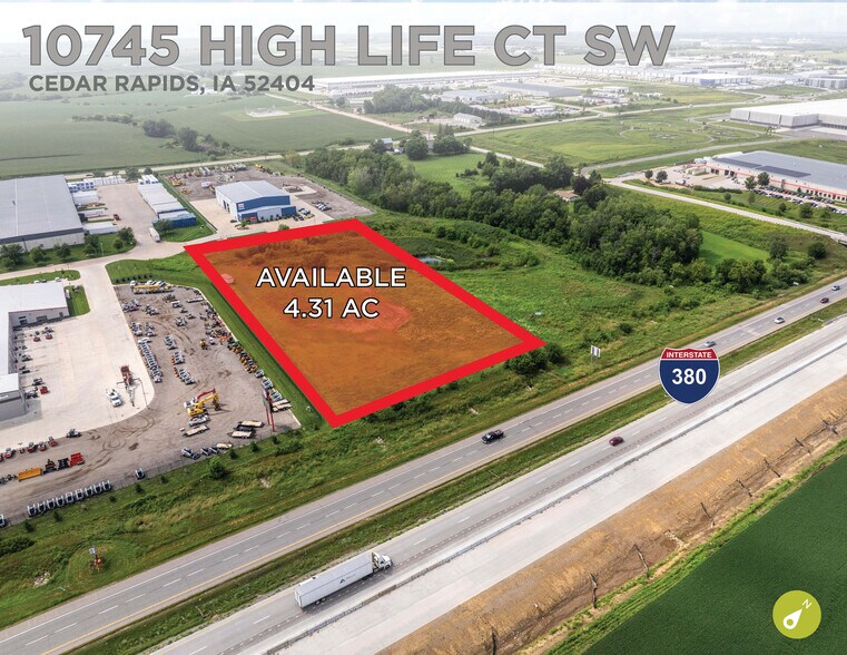 10745 High Life Ct SW, Cedar Rapids, IA for lease - Building Photo - Image 1 of 3
