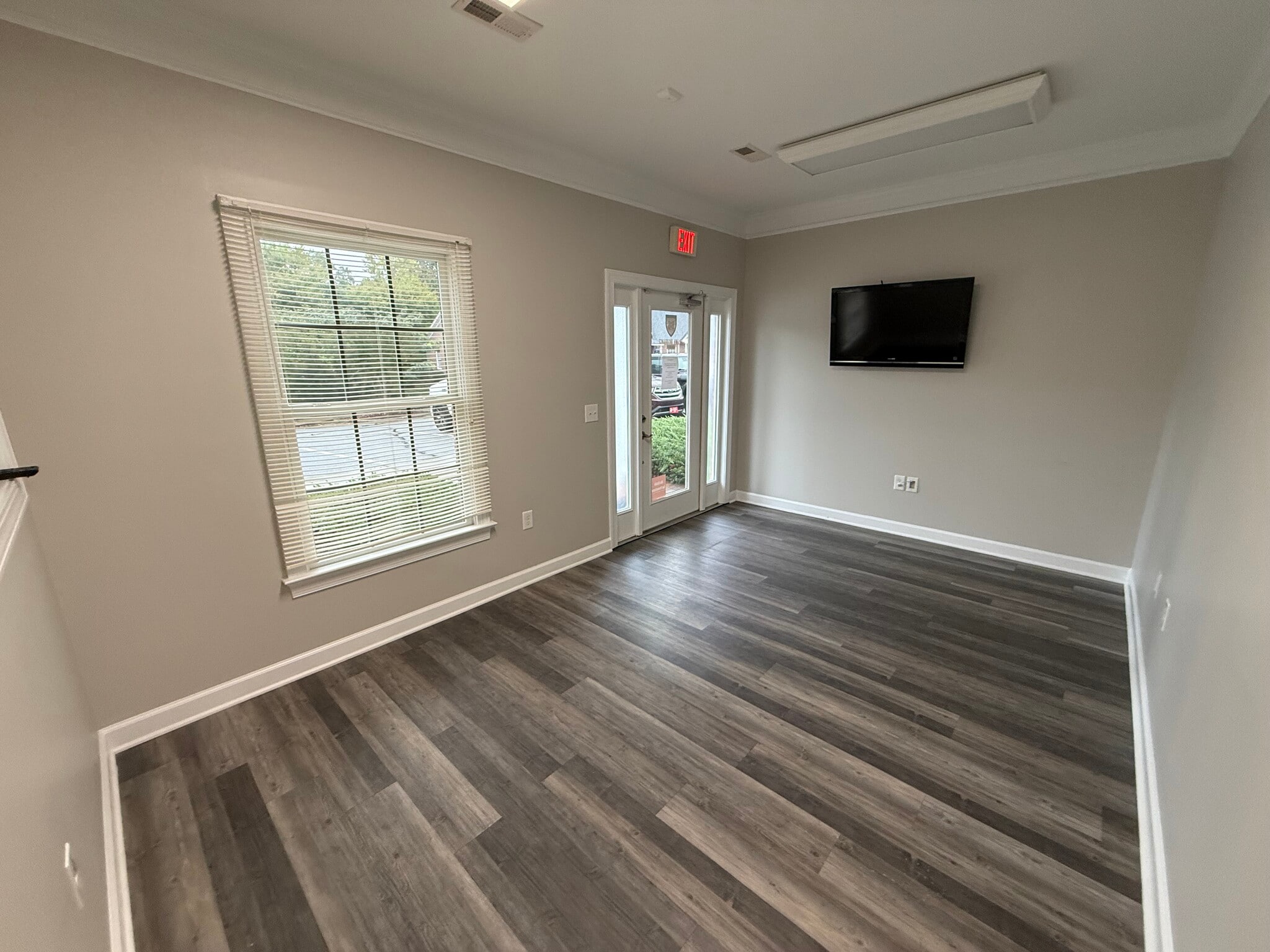 220 Baker Rd, High Point, NC for lease Interior Photo- Image 1 of 15