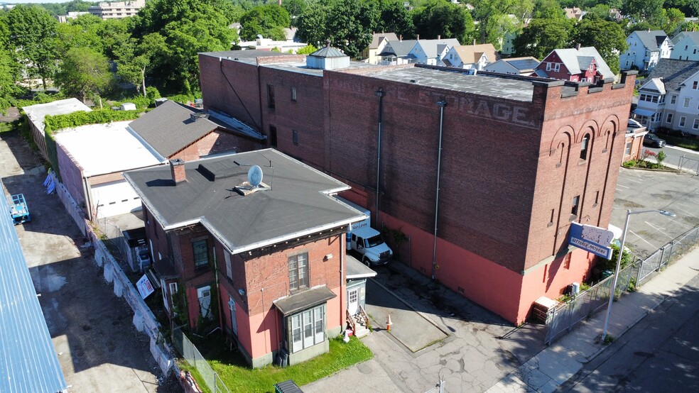 270 Liberty St, Springfield, MA for sale - Building Photo - Image 1 of 9