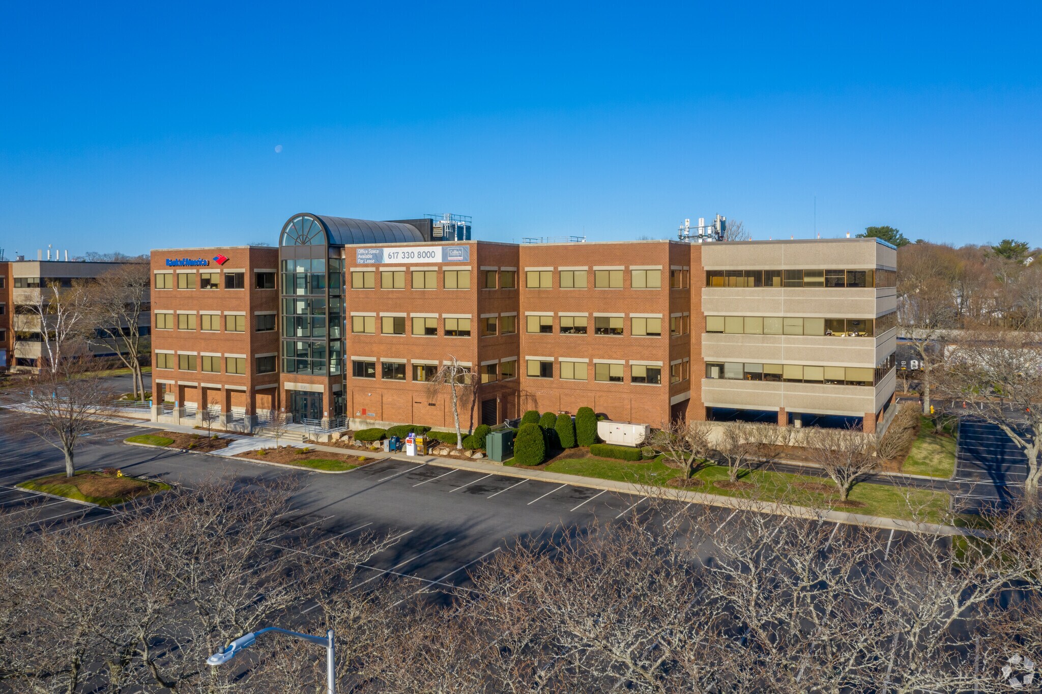 100 Grossman Dr, Braintree, MA 02184 Braintree Executive Plaza