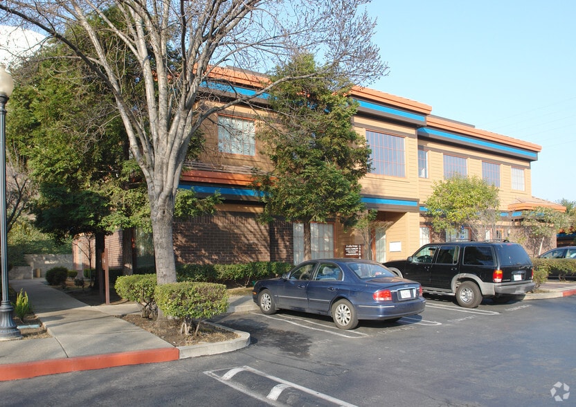 3240 Lone Tree Way, Antioch, CA for lease - Building Photo - Image 2 of 12