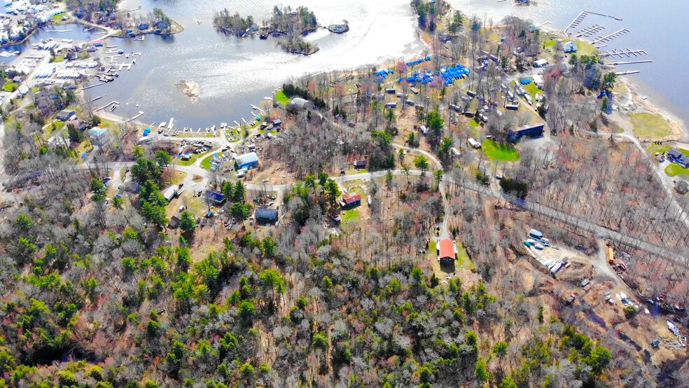 37 Honey Harbour Rd, Georgian Bay, ON for sale - Building Photo - Image 3 of 4