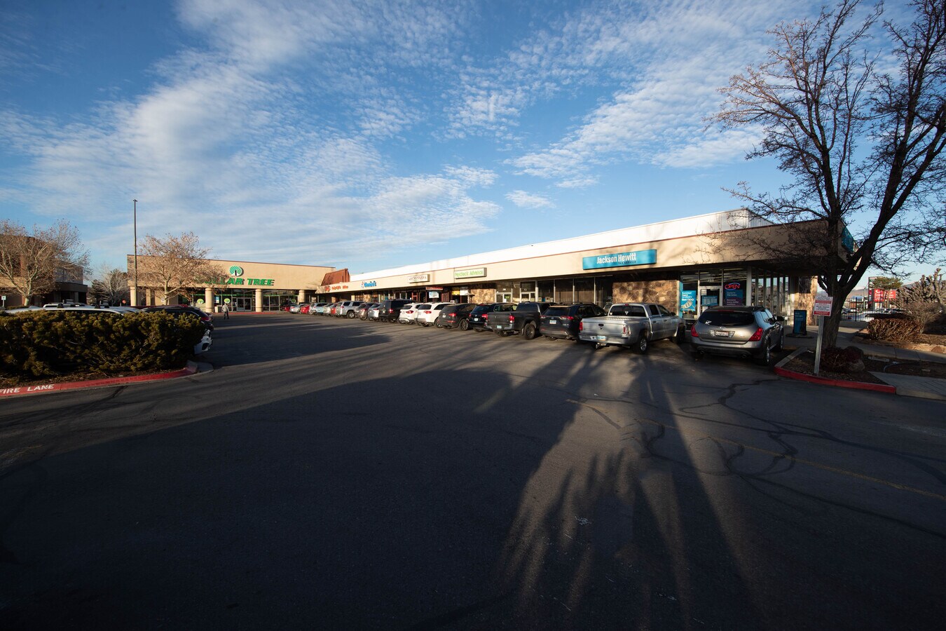 75195 W Plumb Ln, Reno, NV 89509 Lakeside Plaza