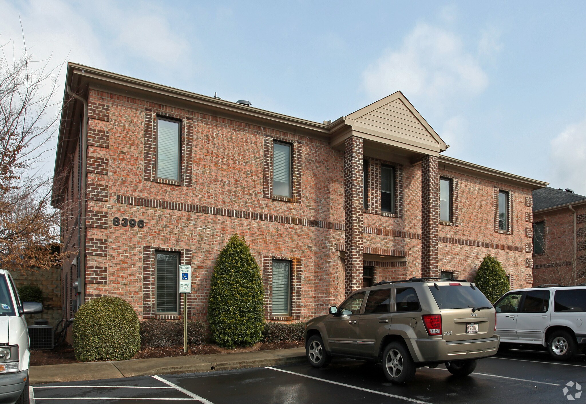 8396 Six Forks Rd, Raleigh, NC 27615