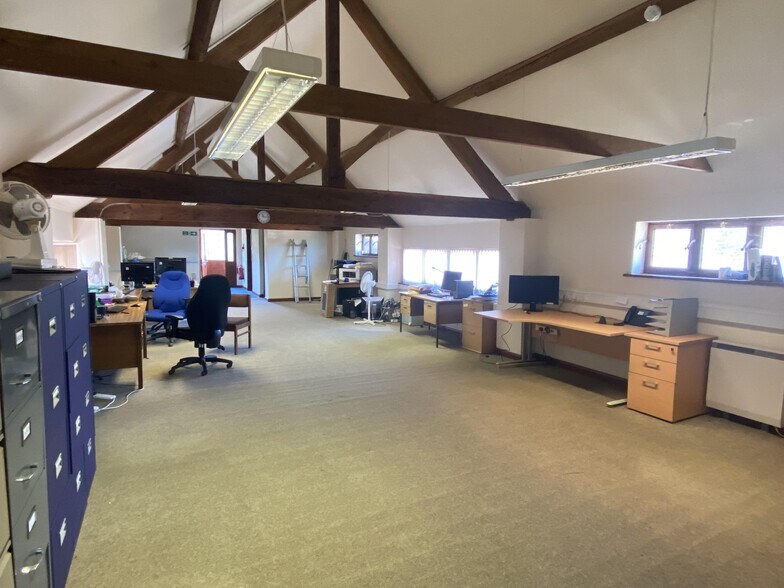 Hopehouse Ln, Martley for lease - Interior Photo - Image 2 of 5