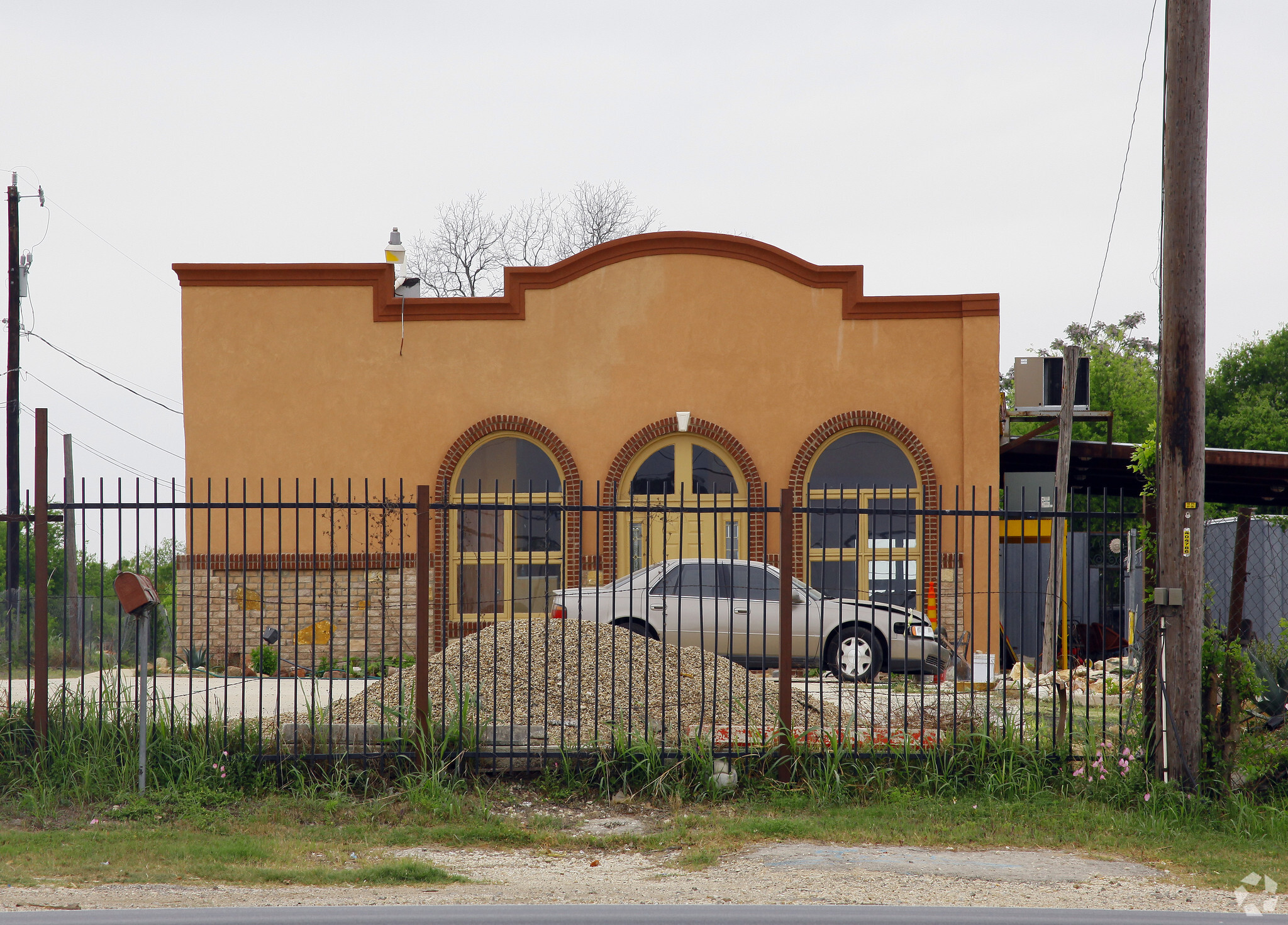 5153 Roosevelt Ave, San Antonio, TX 78214 Retail for Lease