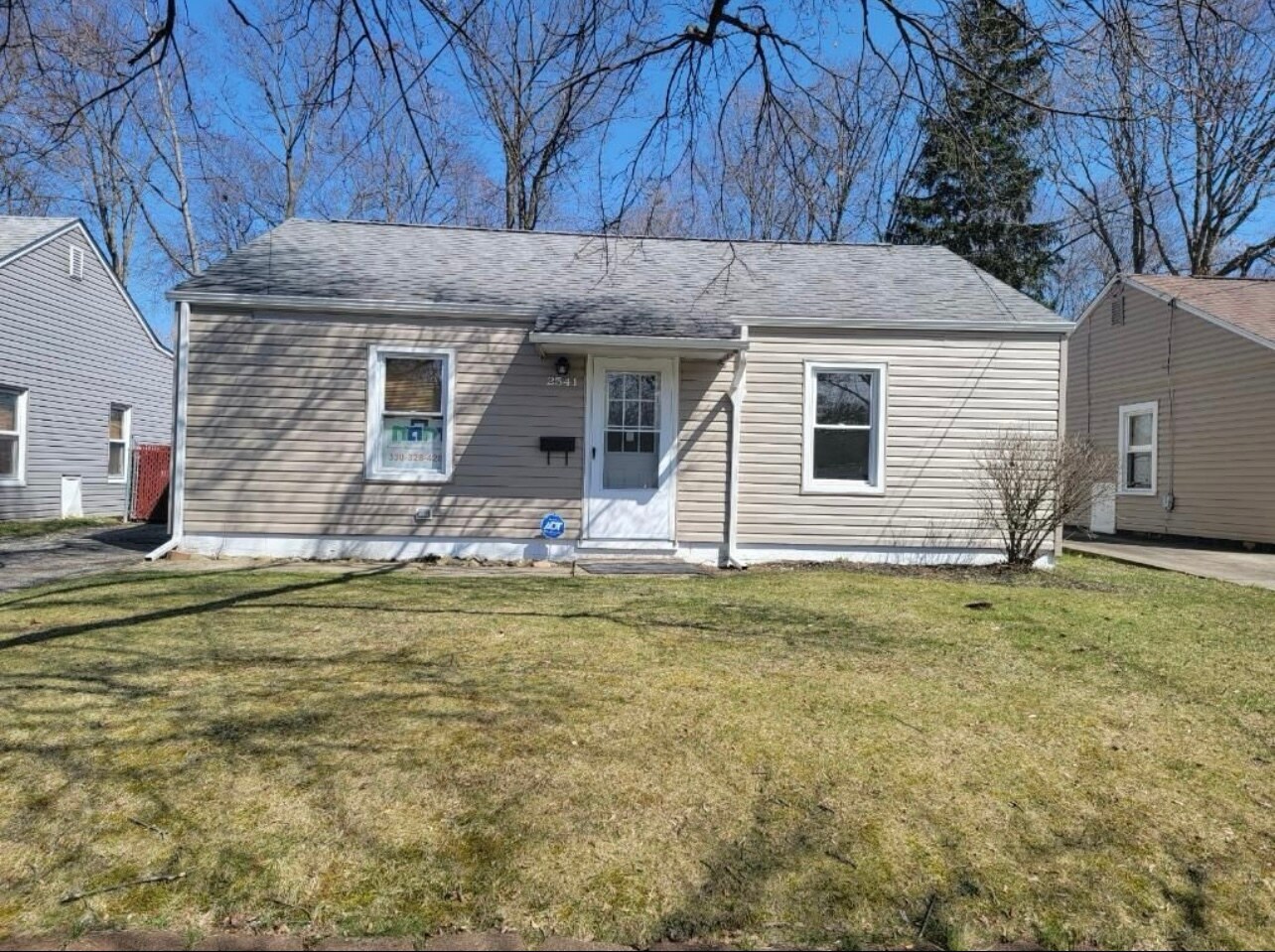 2541 Edgebrook Ave, Akron, OH for sale Primary Photo- Image 1 of 2