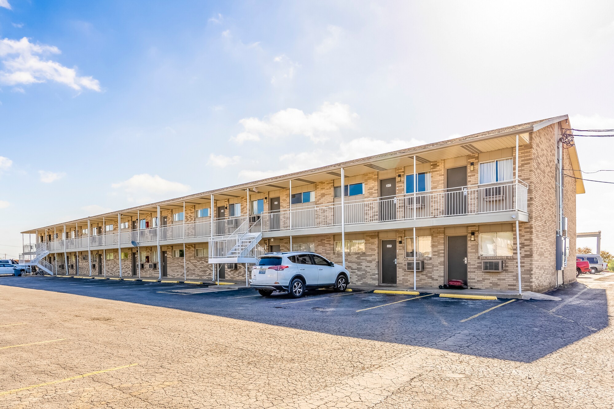 3808 Veterans Blvd, Del Rio, TX for sale Primary Photo- Image 1 of 1