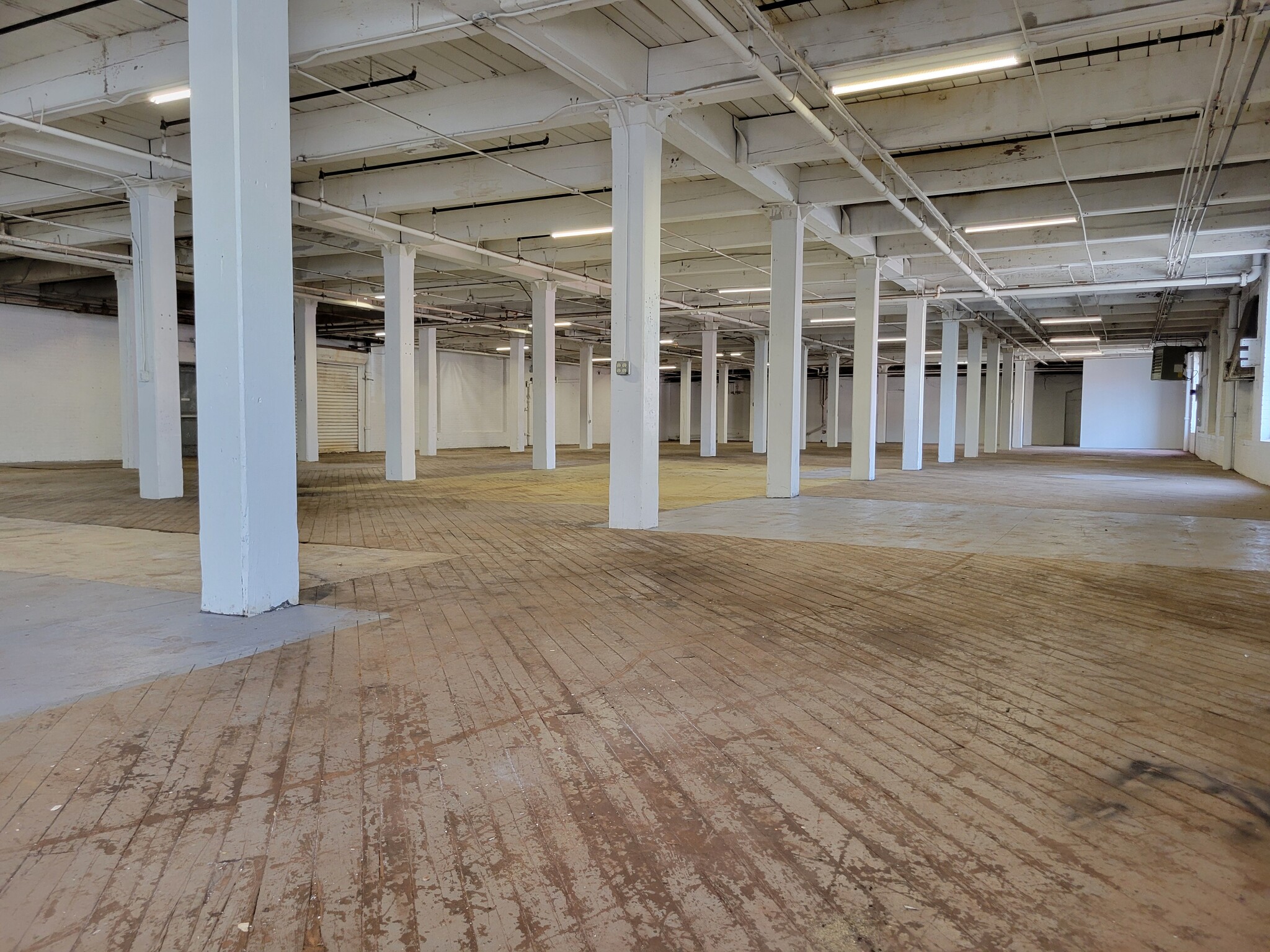 35-95 8th St, Passaic, NJ for lease Interior Photo- Image 1 of 3