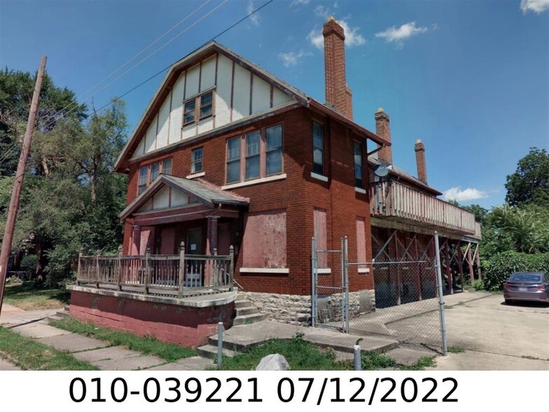 374 Wilson Ave, Columbus, OH for sale - Building Photo - Image 1 of 1