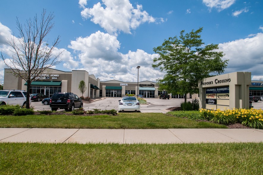 14801-14851 Founders Crossing Ln, Homer Glen, IL for lease - Building Photo - Image 1 of 7