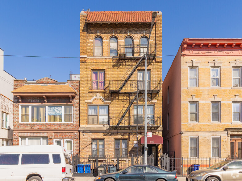 245 Martense St, Brooklyn, NY for sale - Building Photo - Image 2 of 23