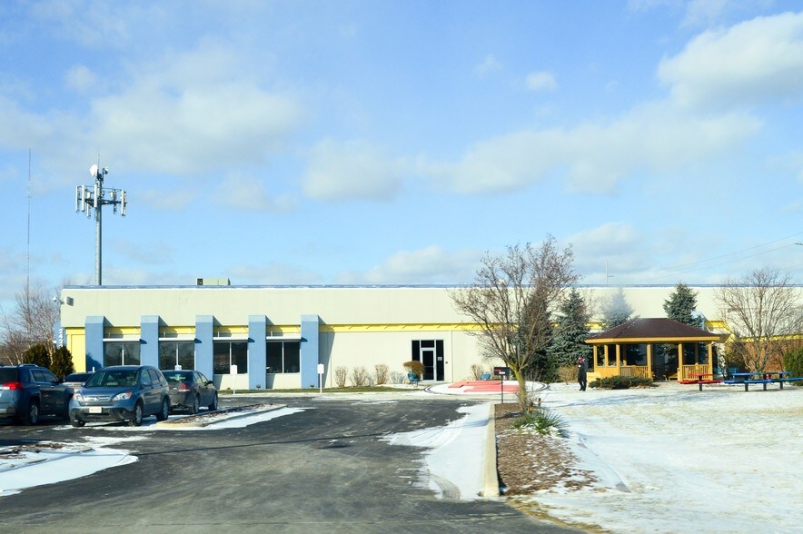 2424 W State Blvd, Fort Wayne, IN for sale - Primary Photo - Image 1 of 1