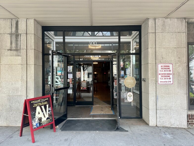 300 E Main St, Johnson City, TN for lease - Building Photo - Image 2 of 7