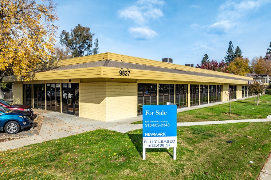 9837 Folsom Blvd, Sacramento, CA for sale - Primary Photo - Image 1 of 4