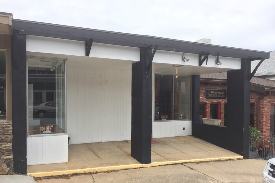 90 Pacolet St, Tryon, NC 28782