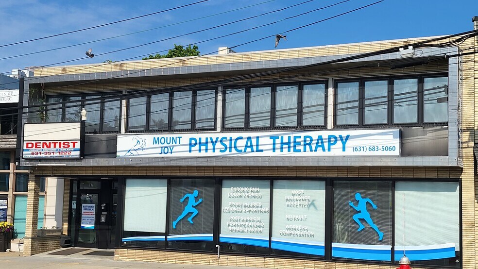 15-17 Walt Whitman Rd, Huntington Station, NY for sale - Building Photo - Image 1 of 1