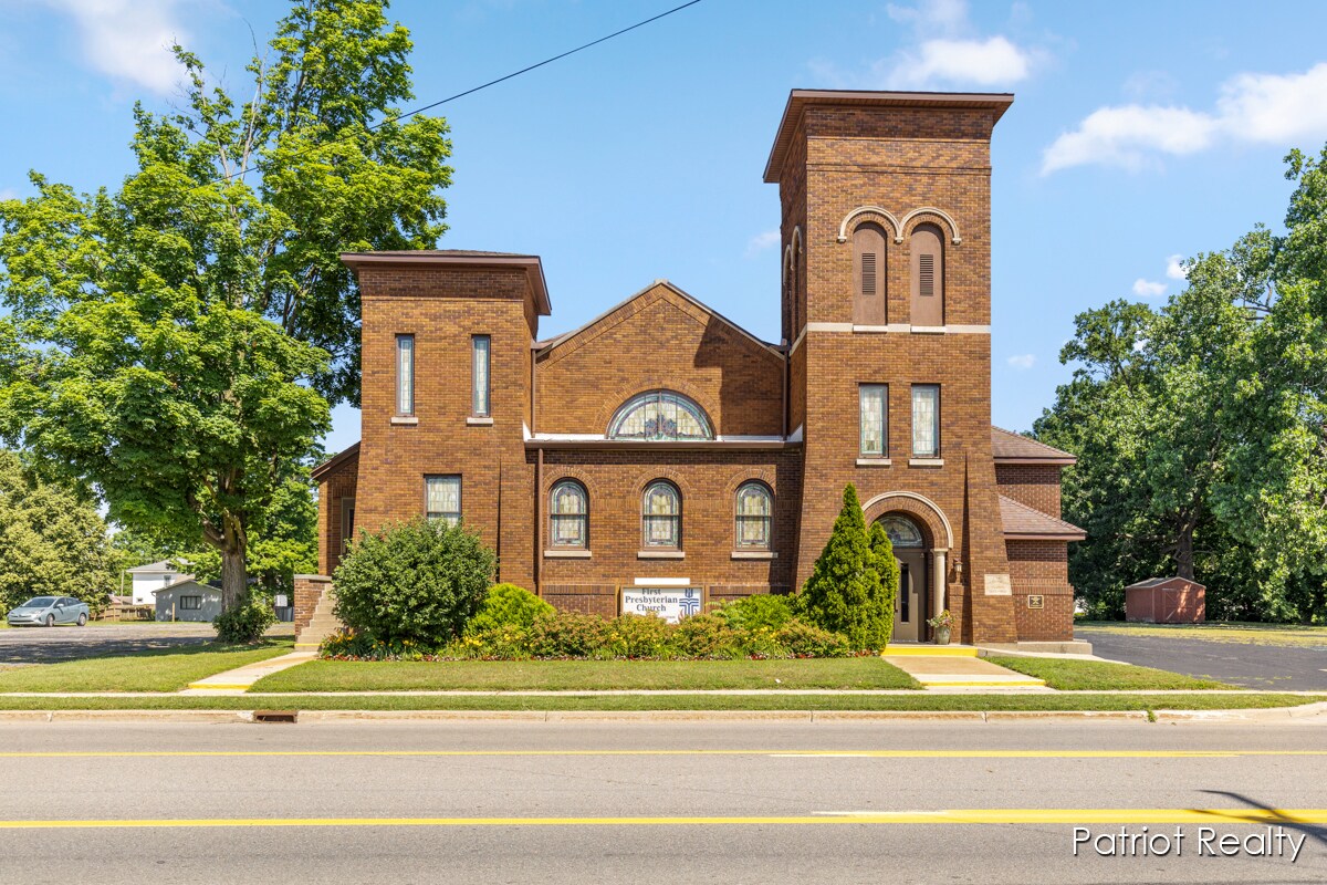 119 E Delaware St, Decatur, MI for sale Primary Photo- Image 1 of 1