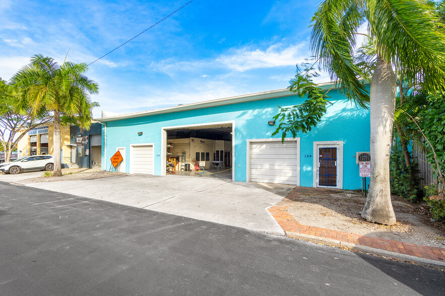 124 S H St, Lake Worth, FL for sale - Building Photo - Image 3 of 28