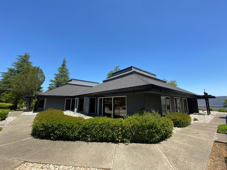 7806 Uplands Way, Citrus Heights, CA for sale - Building Photo - Image 1 of 1