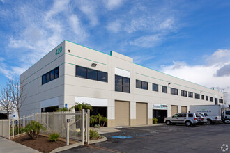 440 S Hindry Ave, Inglewood, CA for lease Building Photo- Image 1 of 13