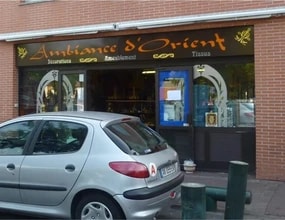 Retail in 2 Place Genevieve Anthonioz De Gaulle, Toulouse for lease Building Photo- Image 1 of 3