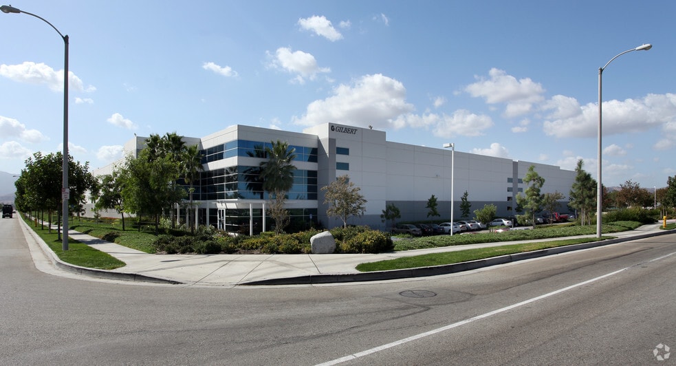 15710 San Antonio Ave, Chino, CA for lease - Building Photo - Image 2 of 7