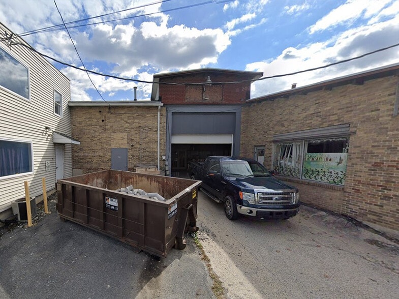 3110 Pike St, Harrisburg, PA for lease - Building Photo - Image 2 of 4