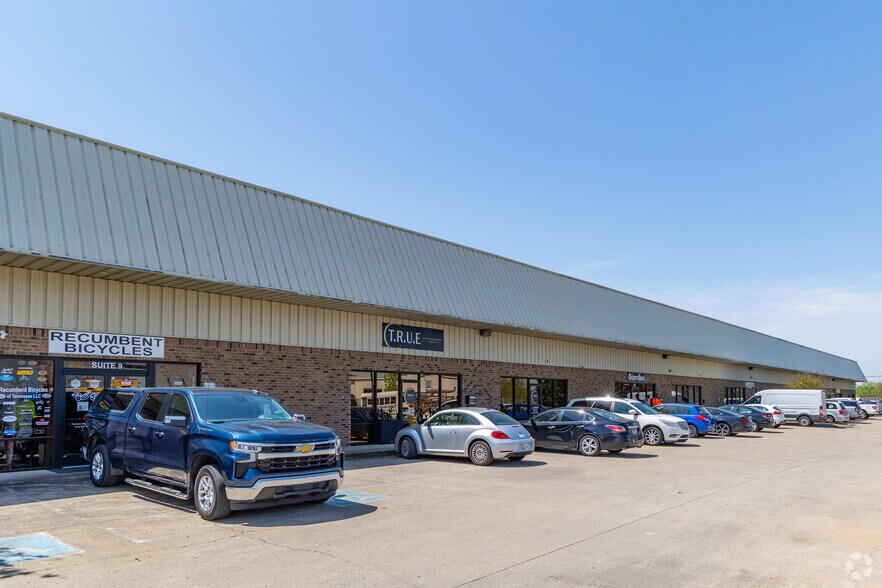 730 Middle Tennessee Blvd, Murfreesboro, TN for sale - Building Photo - Image 3 of 7