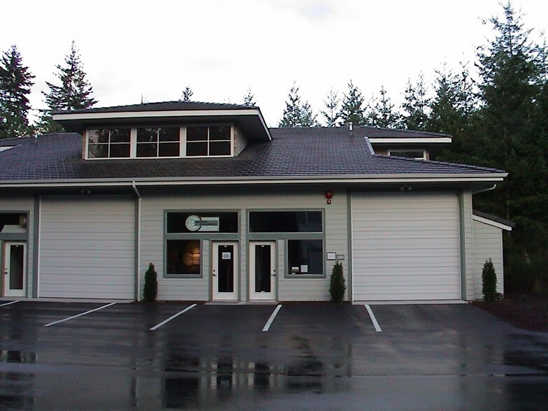 26127 Calvary Ln, Kingston, WA for sale - Building Photo - Image 2 of 5