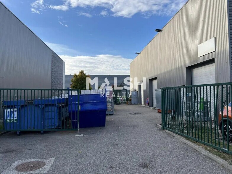 Office in Saint-Priest for lease - Construction Photo - Image 2 of 3