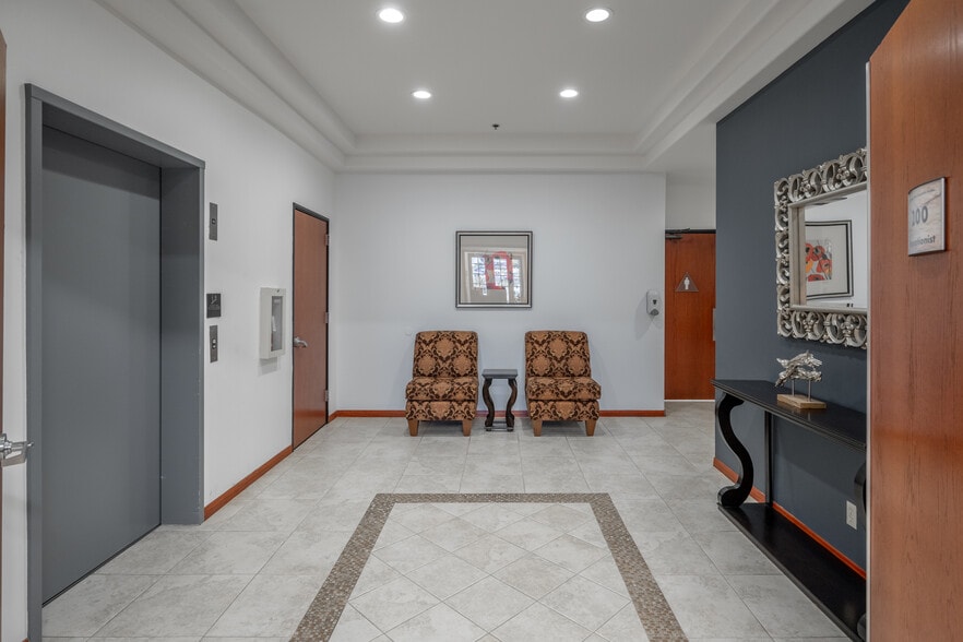 23120 Alicia Pky, Mission Viejo, CA for lease - Matterport 3D Scan - Image 2 of 20