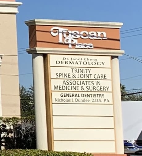 326 Del Prado Blvd, Cape Coral, FL for sale - Building Photo - Image 2 of 11