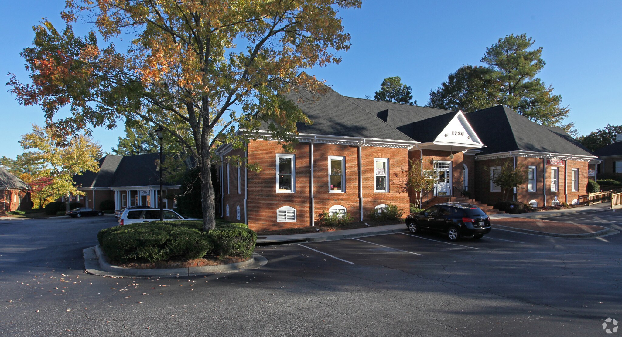 1730 Mount Vernon Rd, Dunwoody, GA for lease Primary Photo- Image 1 of 11
