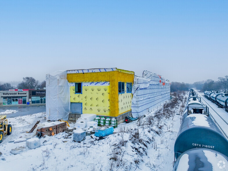 561 York Rd, Guelph, ON for sale - Building Photo - Image 3 of 6