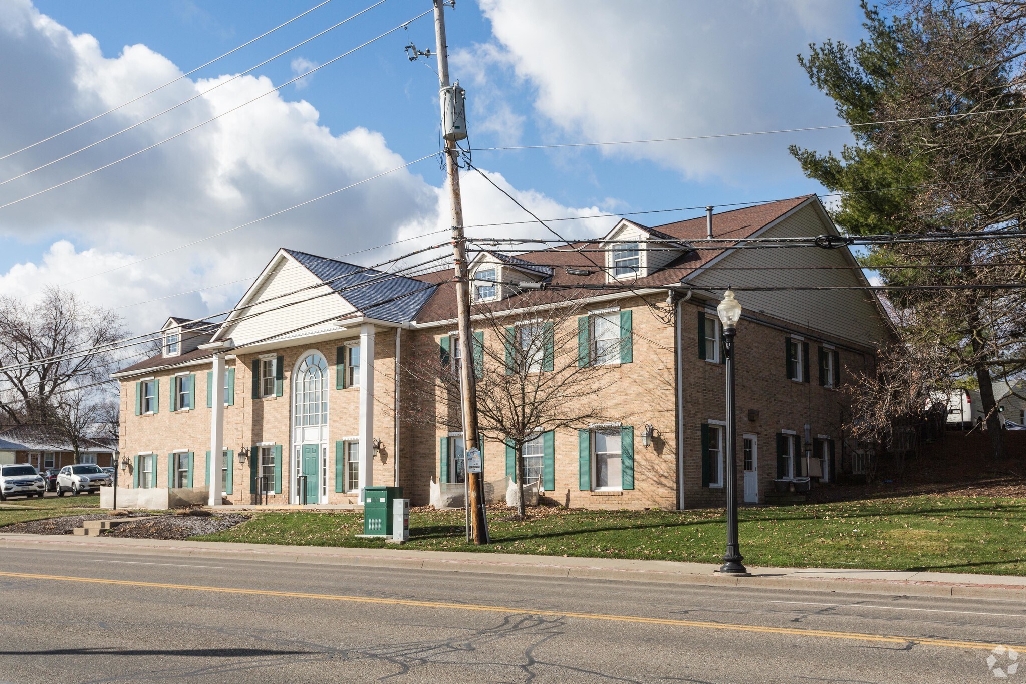 1225 S Main St, Canton, OH for sale Primary Photo- Image 1 of 1