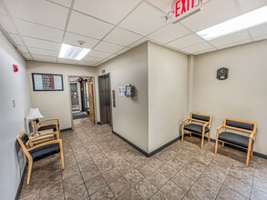 4411 Woodson Rd, Saint Louis, MO for lease Lobby- Image 2 of 16