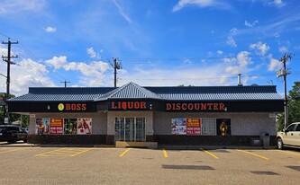 11808 66th St NW, Edmonton AB - Convenience Store