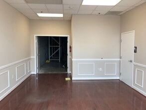 12061-12109 Cadet Ct, Manassas, VA for lease Building Photo- Image 2 of 16